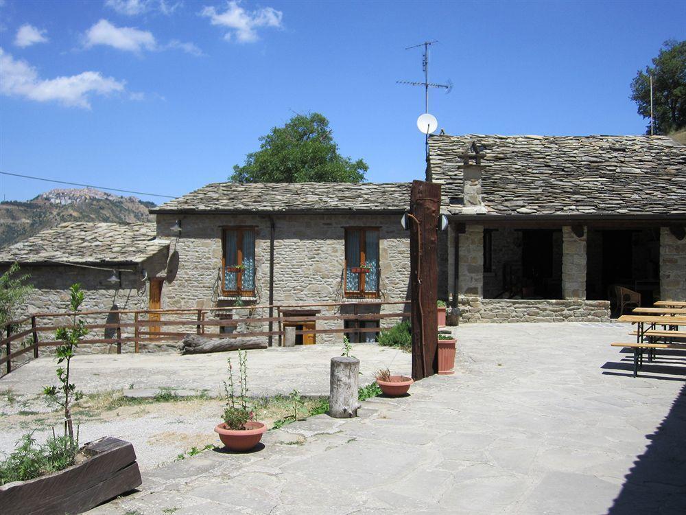 Agriturismo Grotta Dell'Eremita Albano di Lucania ภายนอก รูปภาพ