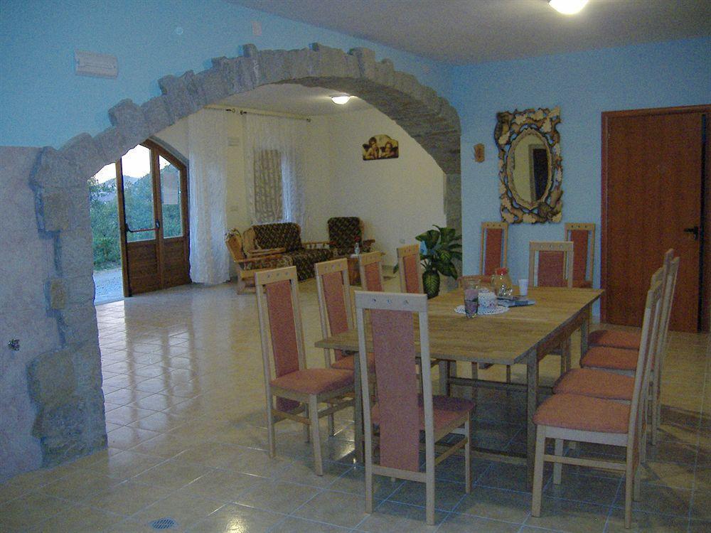 Agriturismo Grotta Dell'Eremita Albano di Lucania ภายนอก รูปภาพ